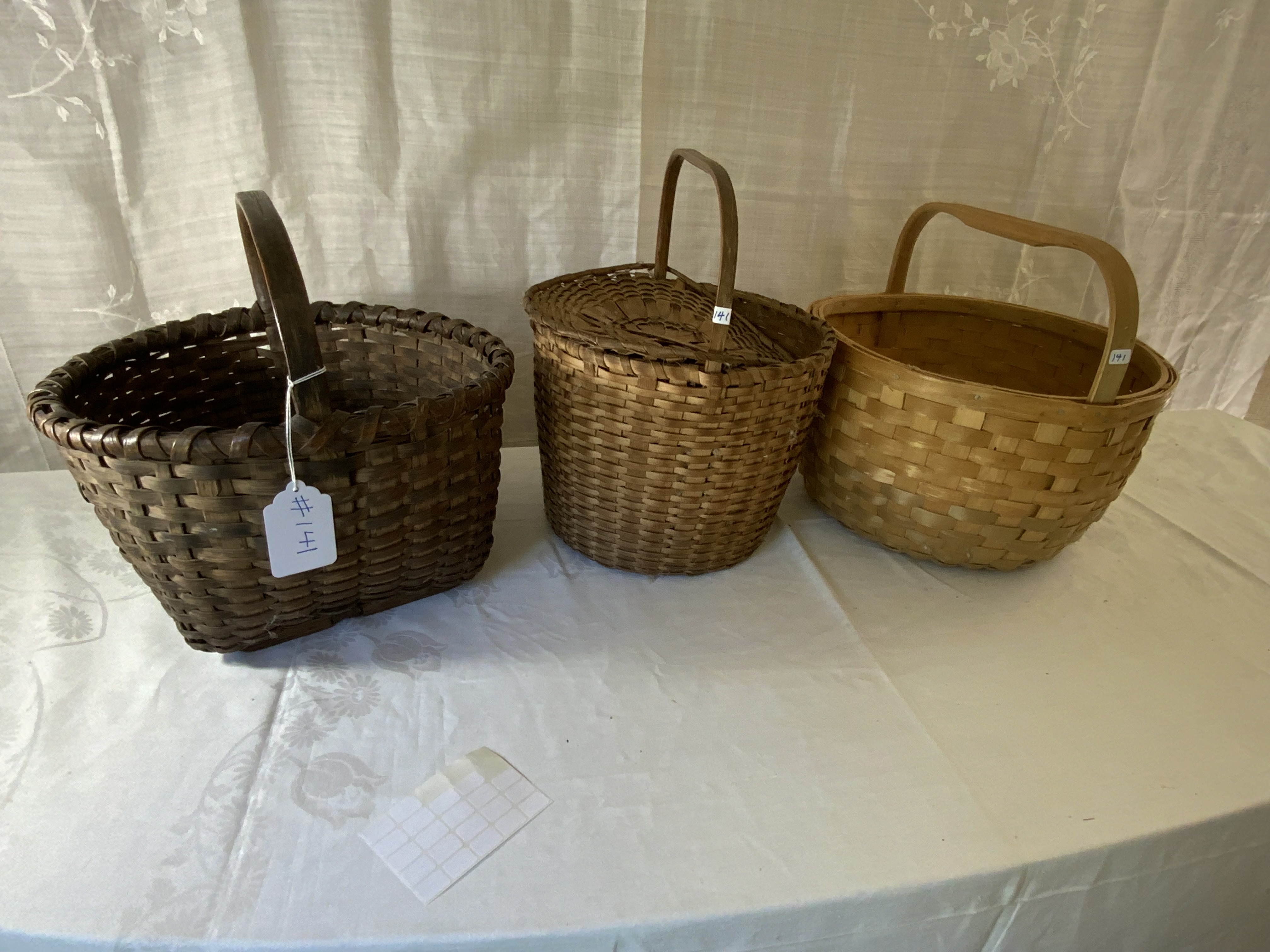 Fixed-Handled Baskets