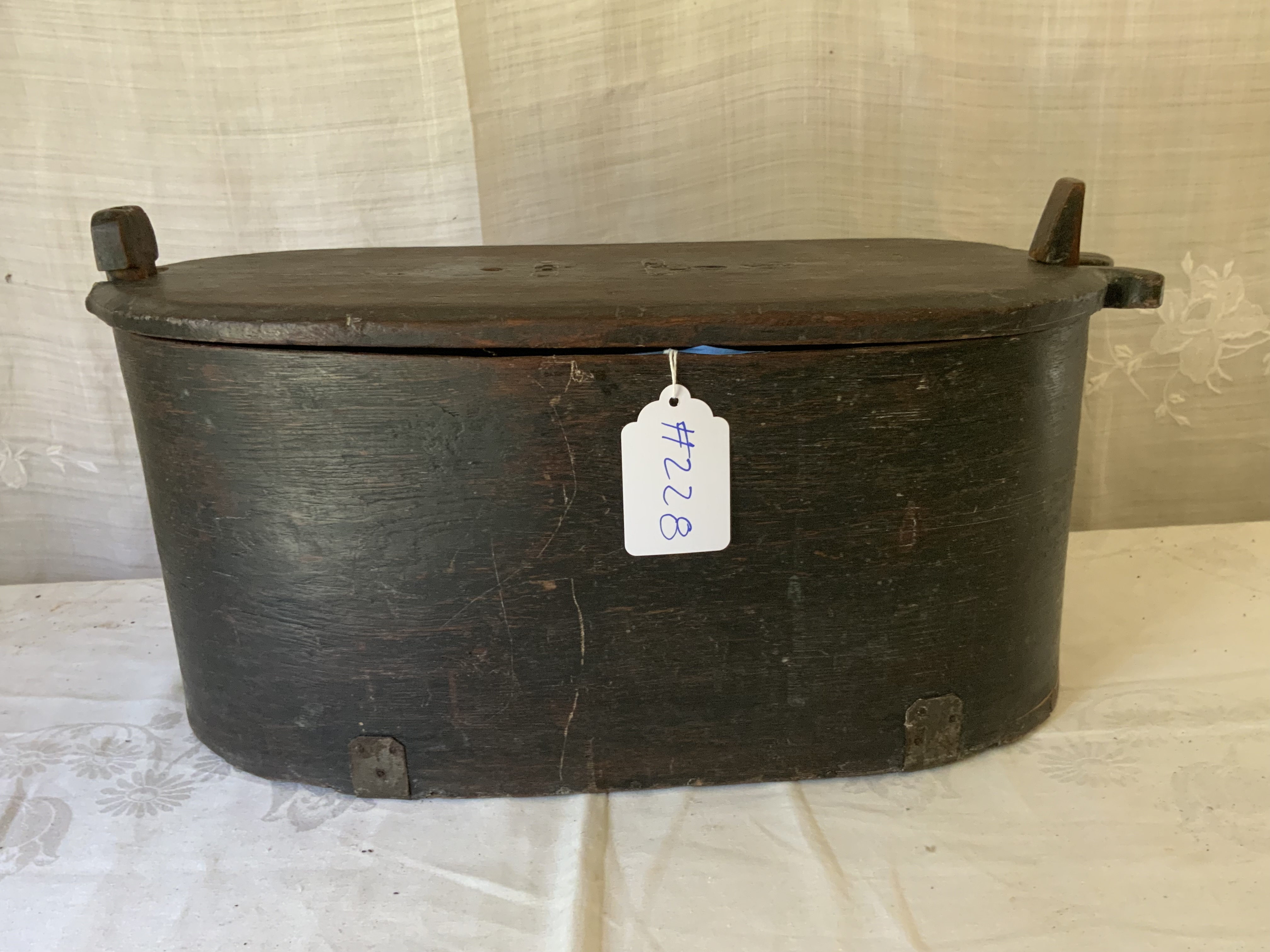 Oval Box