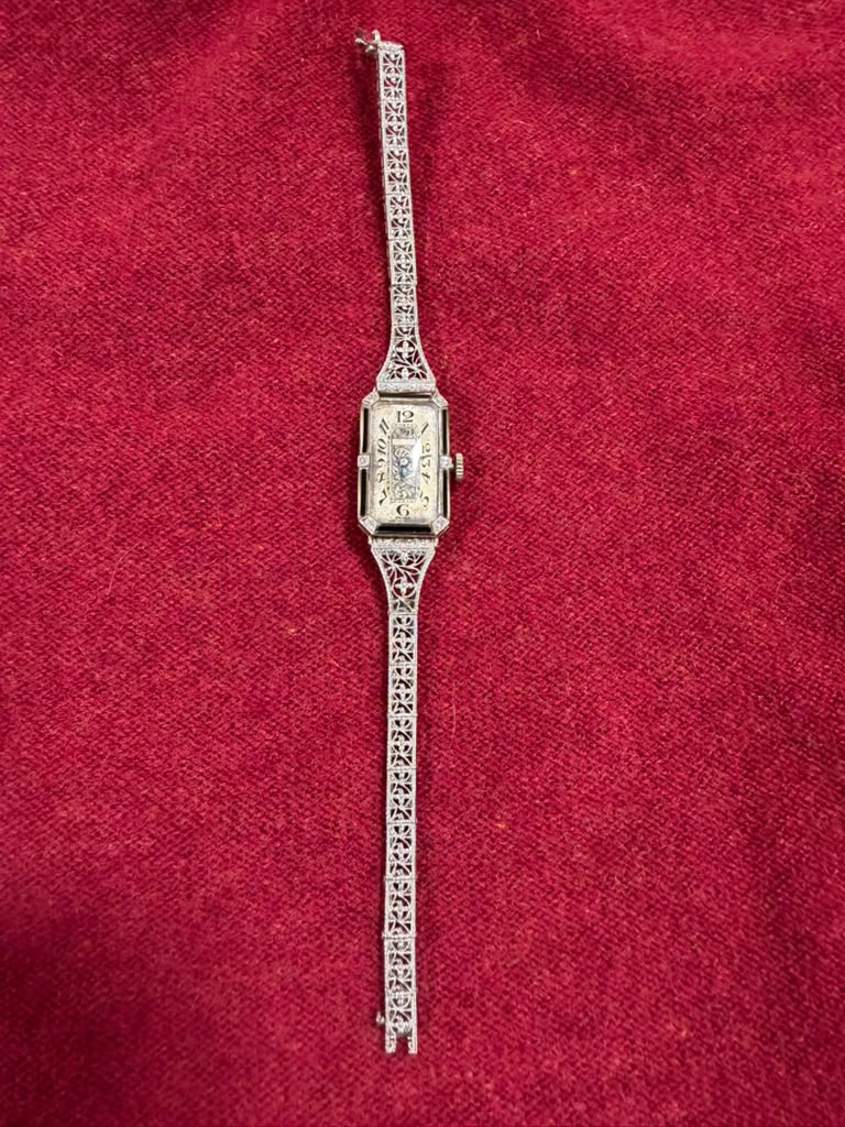 18 karat gold ladies watch